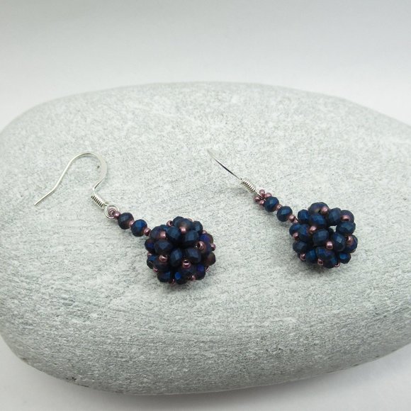 Beaded bead earrings - Picture 3 of 9